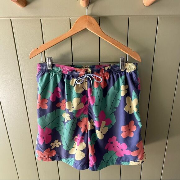 J. McLaughlin Men's Swim Trunks in Multicolor Floral - Picture 3 of 9